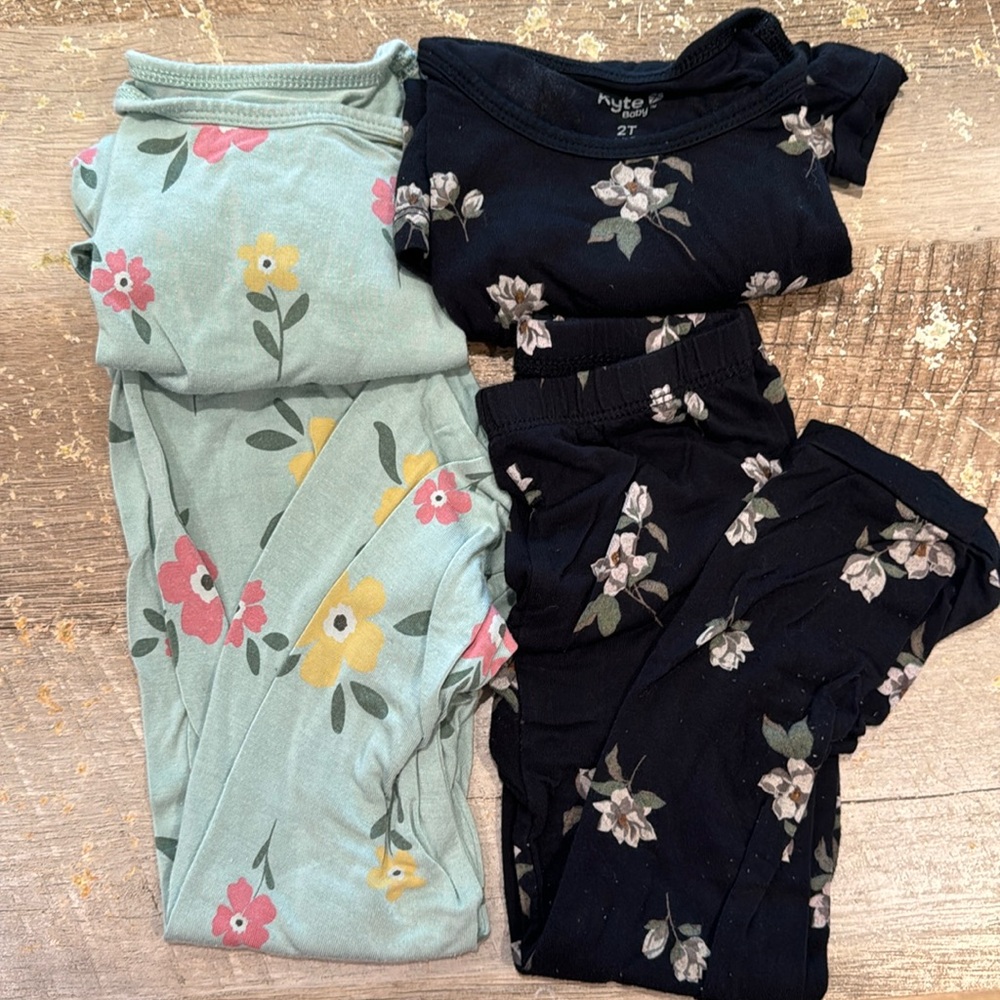 Kyte baby two 2 piece pajamas